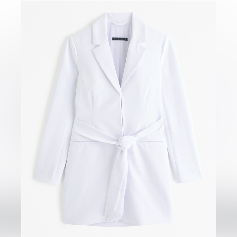 NWD NEVER WORN ABERCROMBIE WHITE CREPE BLAZER DRESS SIZE XS REGULAR LENGTH
